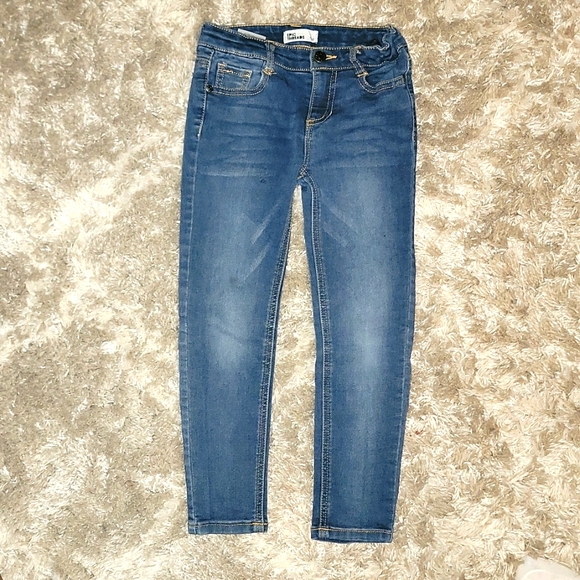 Jeans - Picture 1 of 3